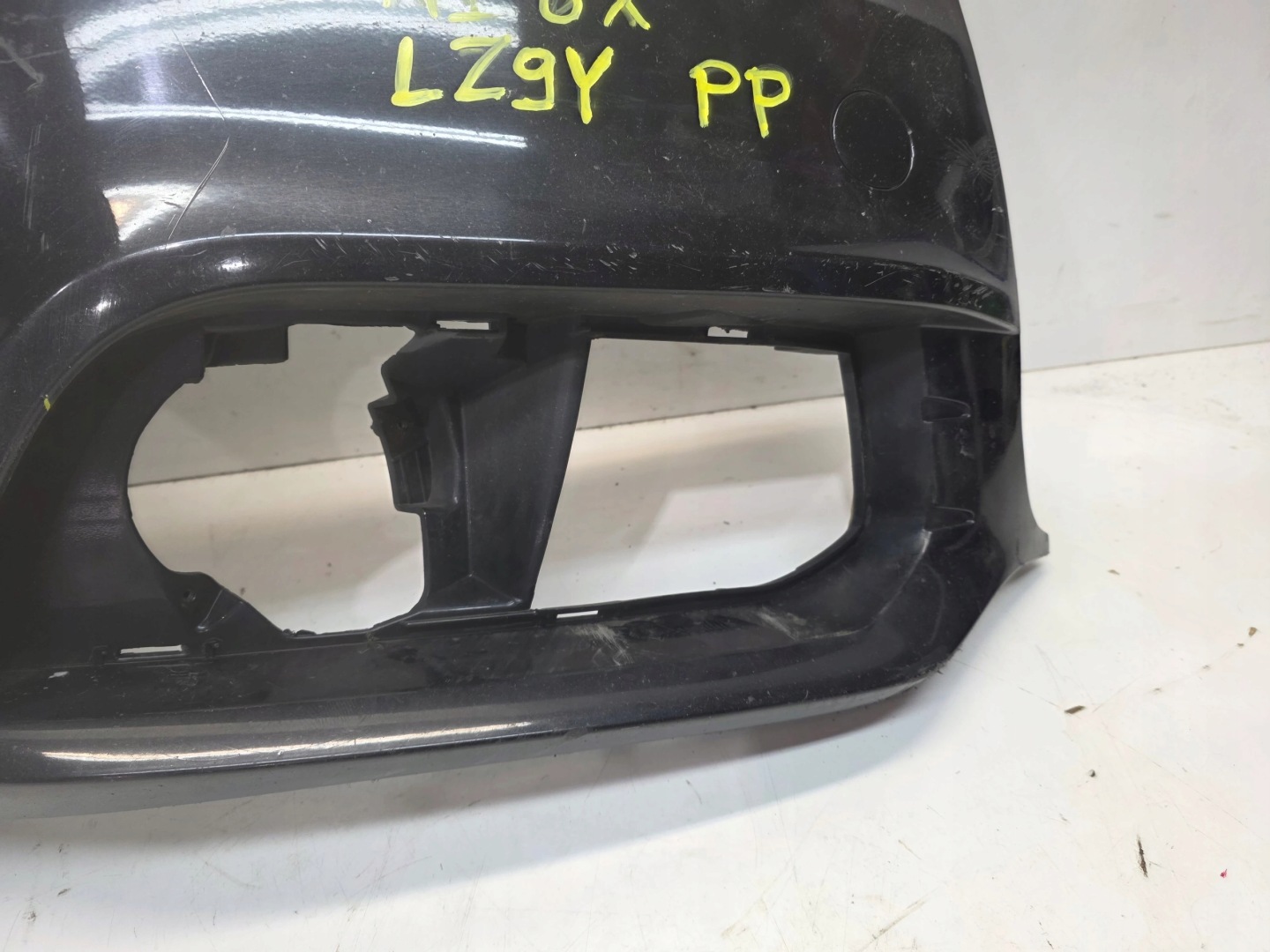 bumper corner right front AUDI A1 8X before LIFT original
