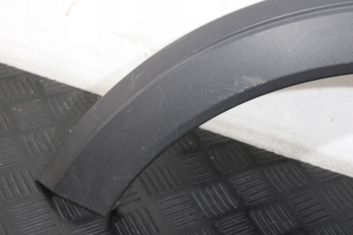 Couverture Aile Droite Arrière J7BB-291C20-A FORD KA+ KA + ACTIVE LIFT