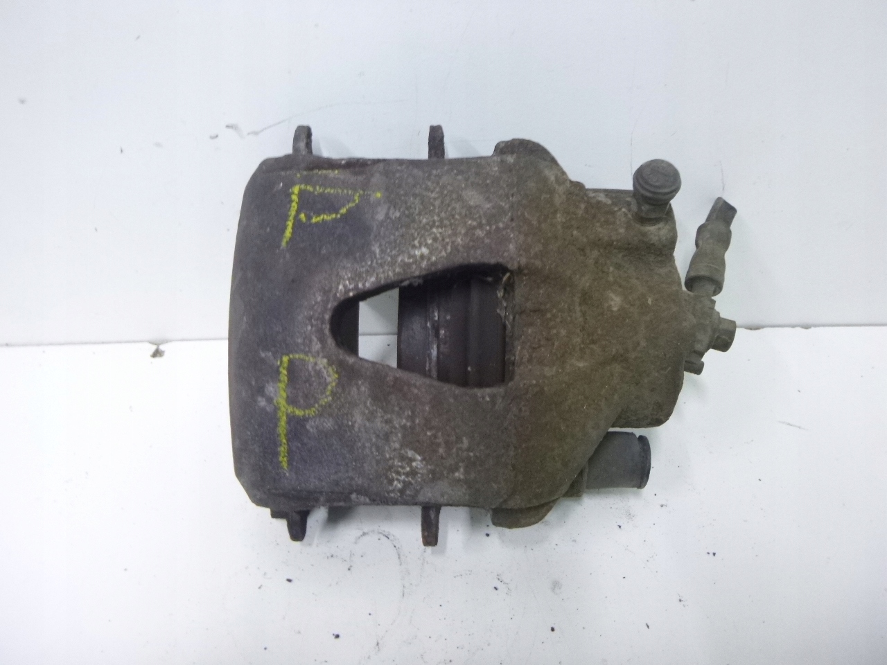 caliper brake front Skoda Octavia 1.6 1998 r.