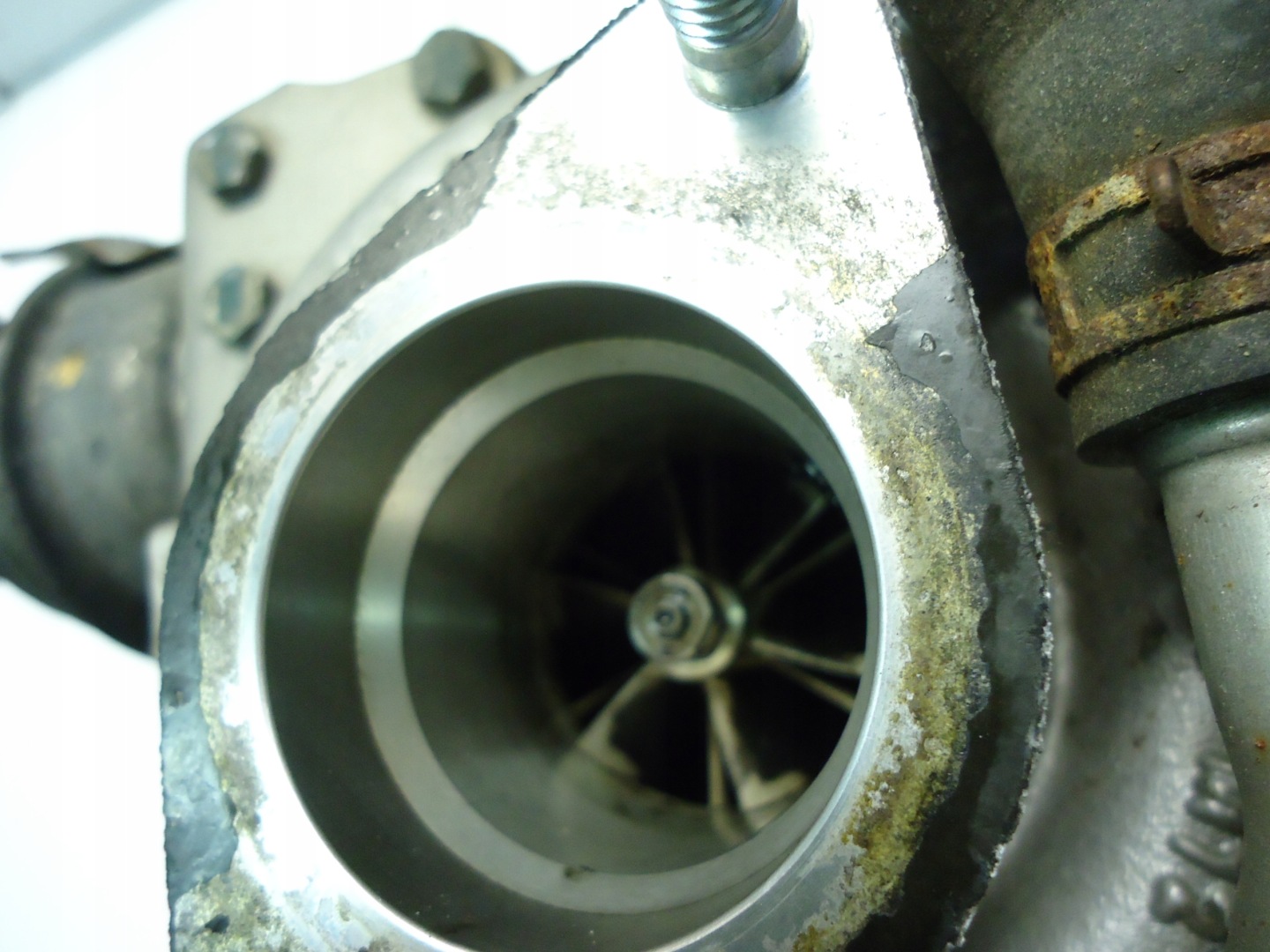 HONDA CR-V III 2.2 e-DTEC N22B3 turbo 18900-RFW-G011-M2