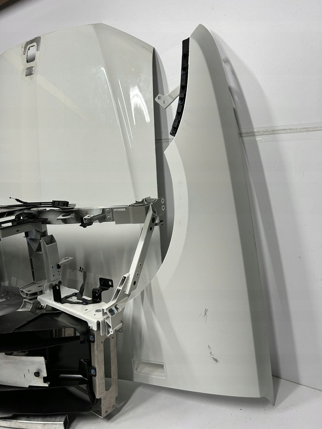 Rolls Royce Ghost II 2020- bonnet bumper light support panel for radiators fender