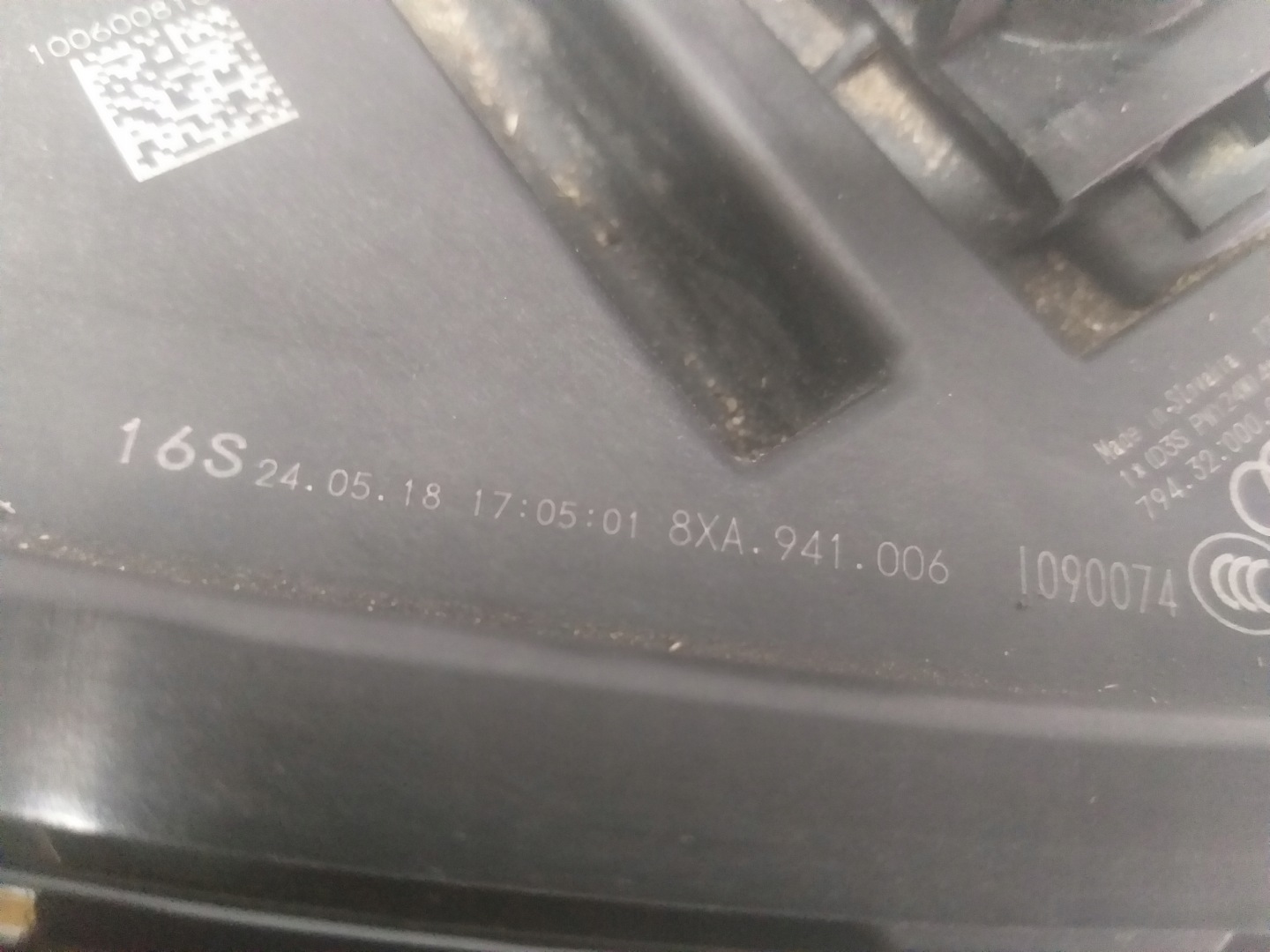 light front right AUDI A1 LIFT XENON LED 14- 8XA941006