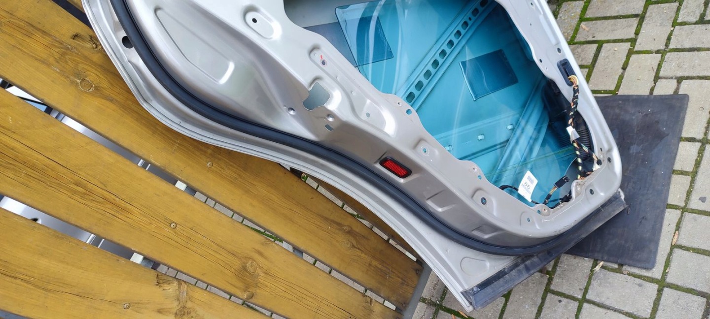door rear part rear. left Mercedes W164 ML C723
