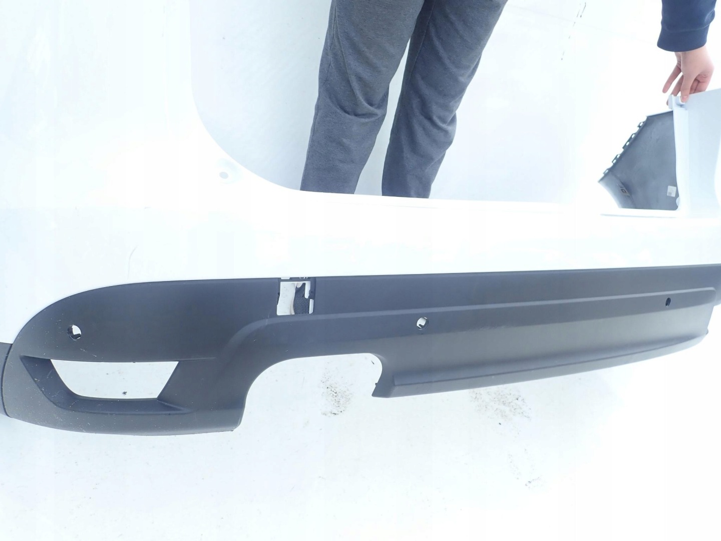JAGUAR F-PACE 16-> bumper rear part rear PDC