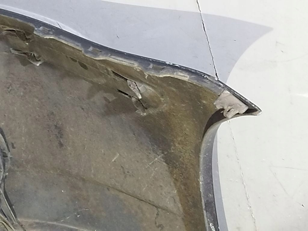 Toyota Avensis T25 II 2 bumper front front