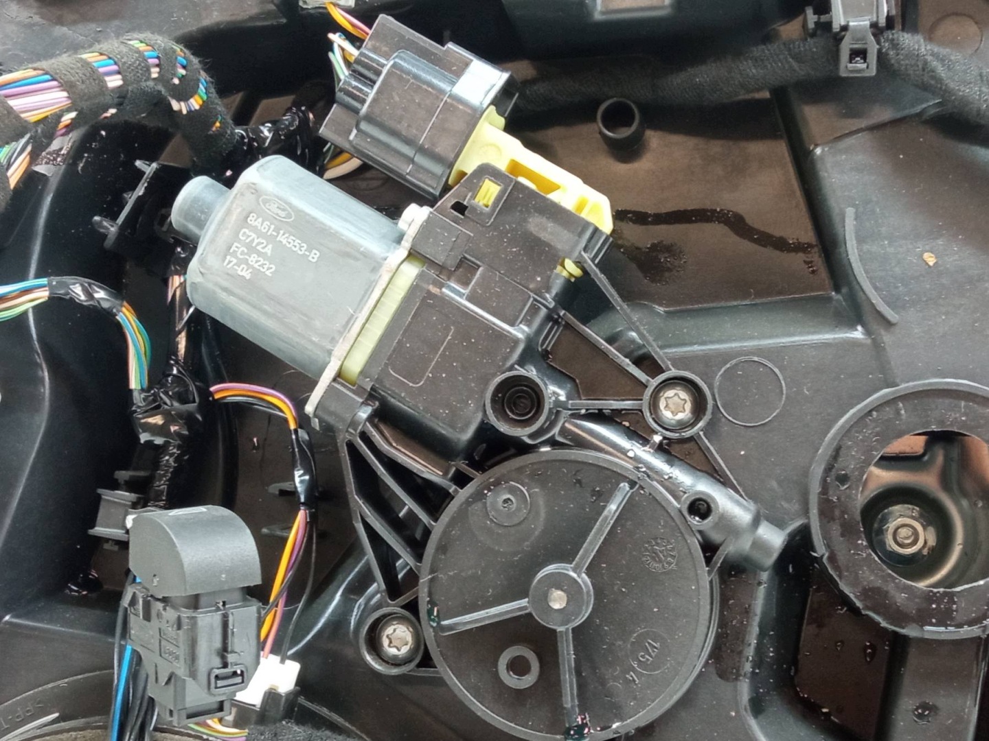 mechanism windows right front 5D HB 8A6114553B Ford Fiesta Mk7 (2008-2016)