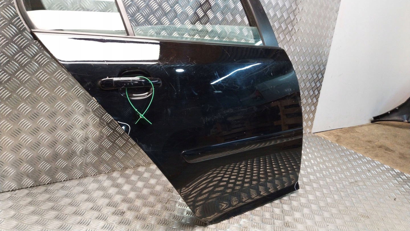 Portière Arrière Droit VW GOLF 5 03
