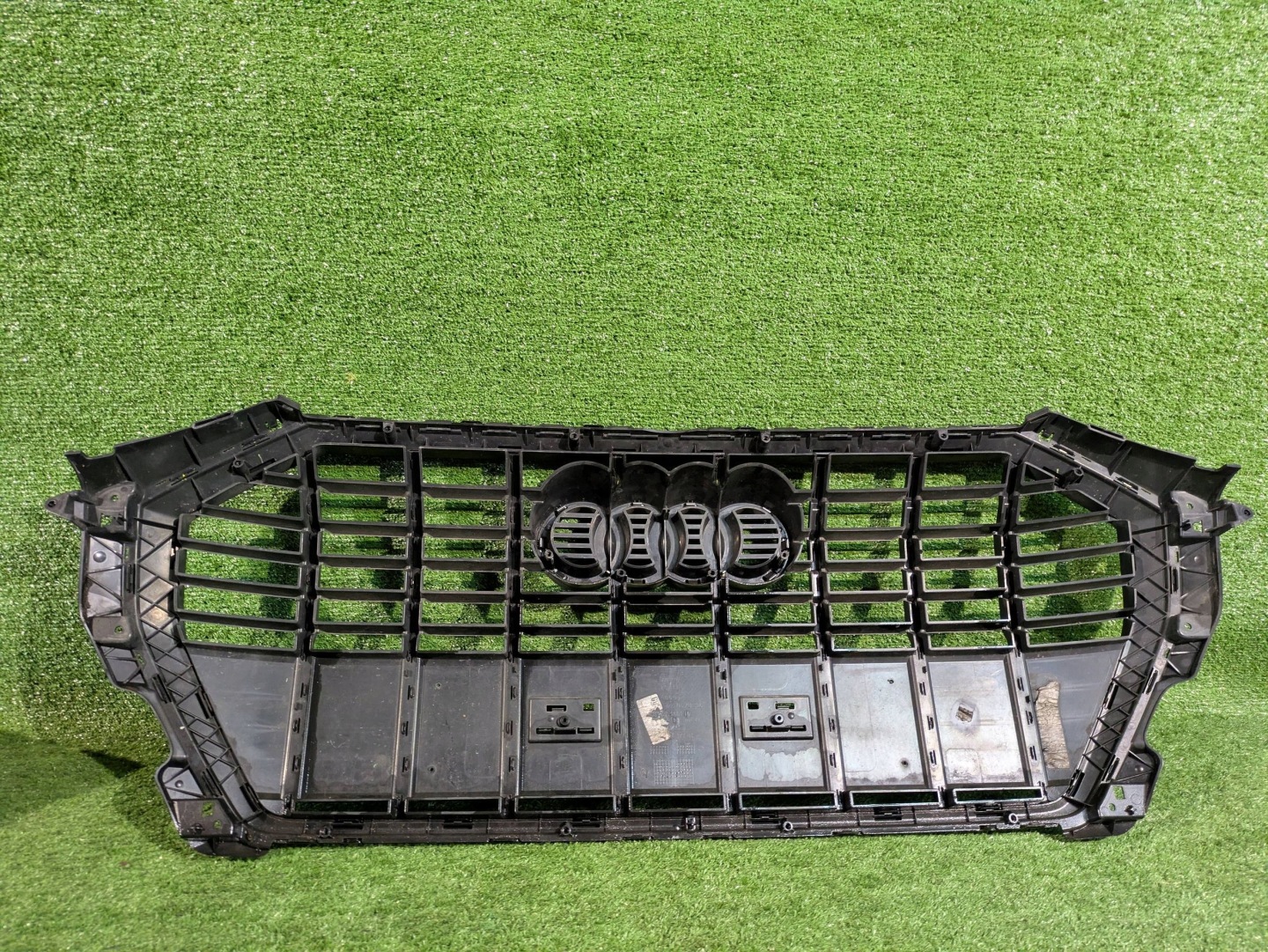 grill grille radiator AUDI Q3 83A II S-LINE