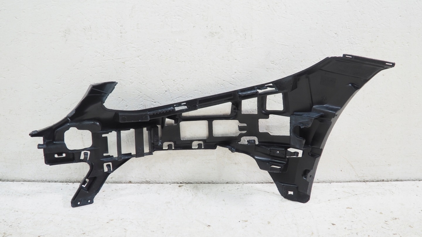 Mercedes C Klasa W205 bumper bracket right front A2058850665