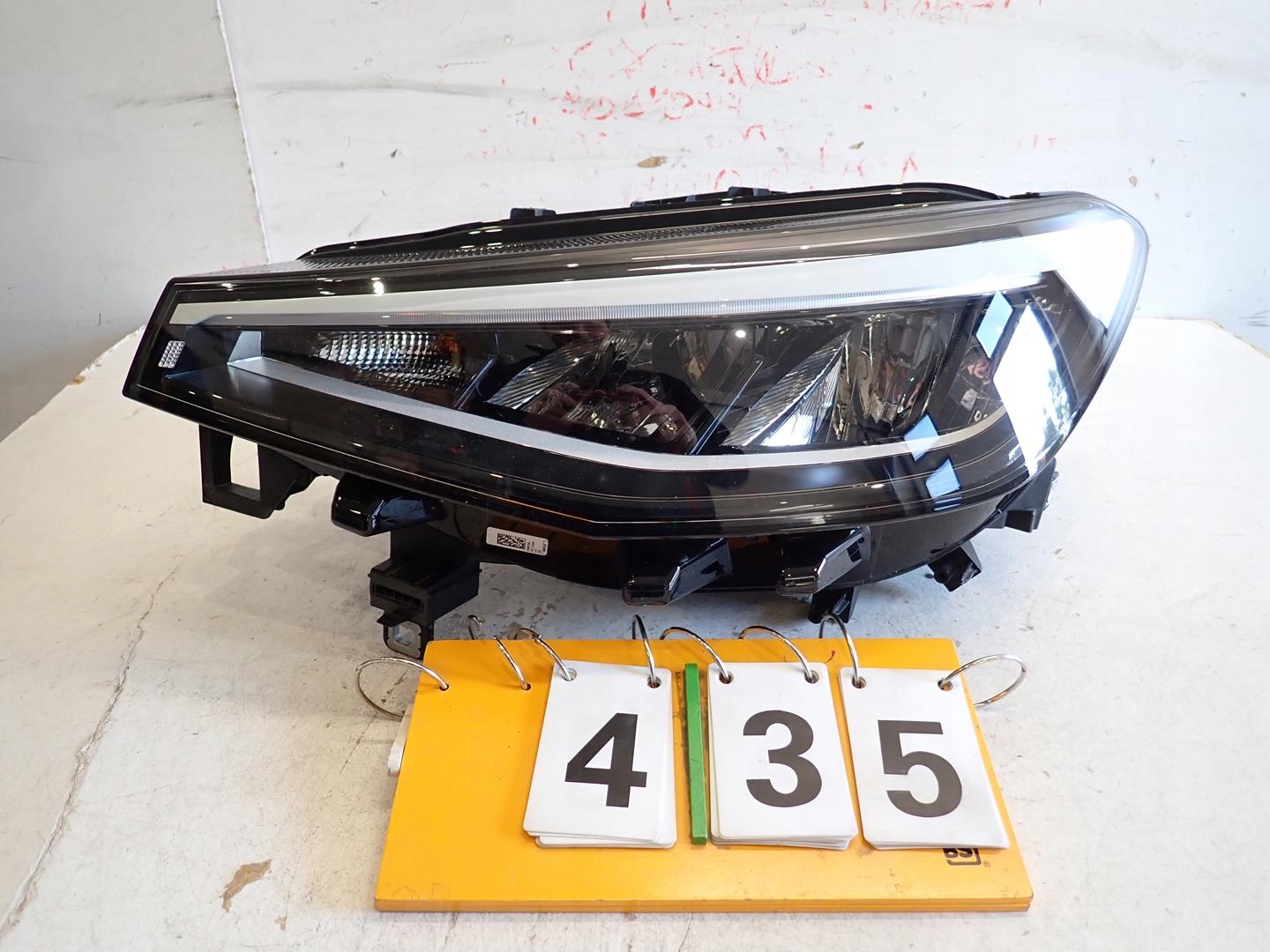 light front front left VW ID4 2020- FULL LED 11B941005A
