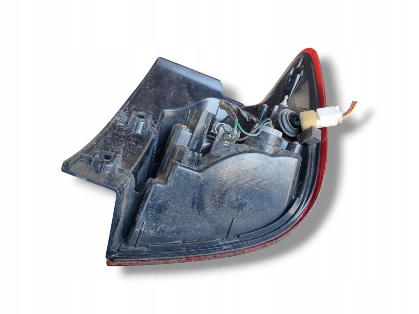 light rear left side Mitsubishi ASX 2011 8330A689