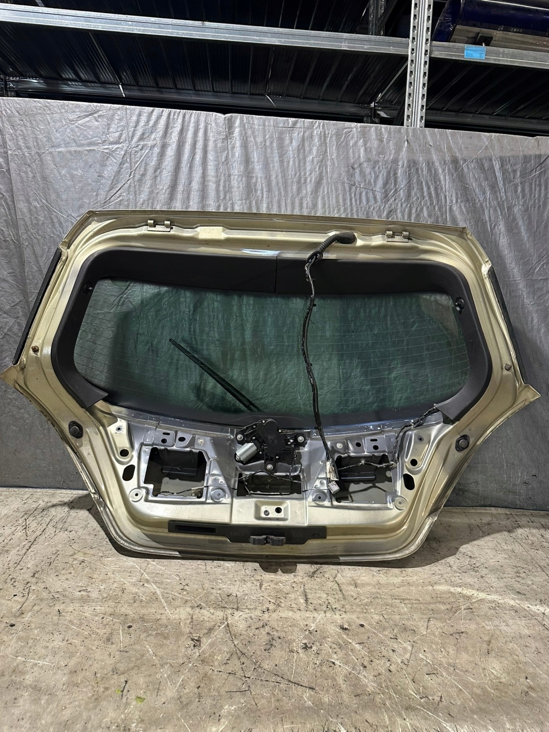 trunk door boot OPEL ASTRA H Z40H