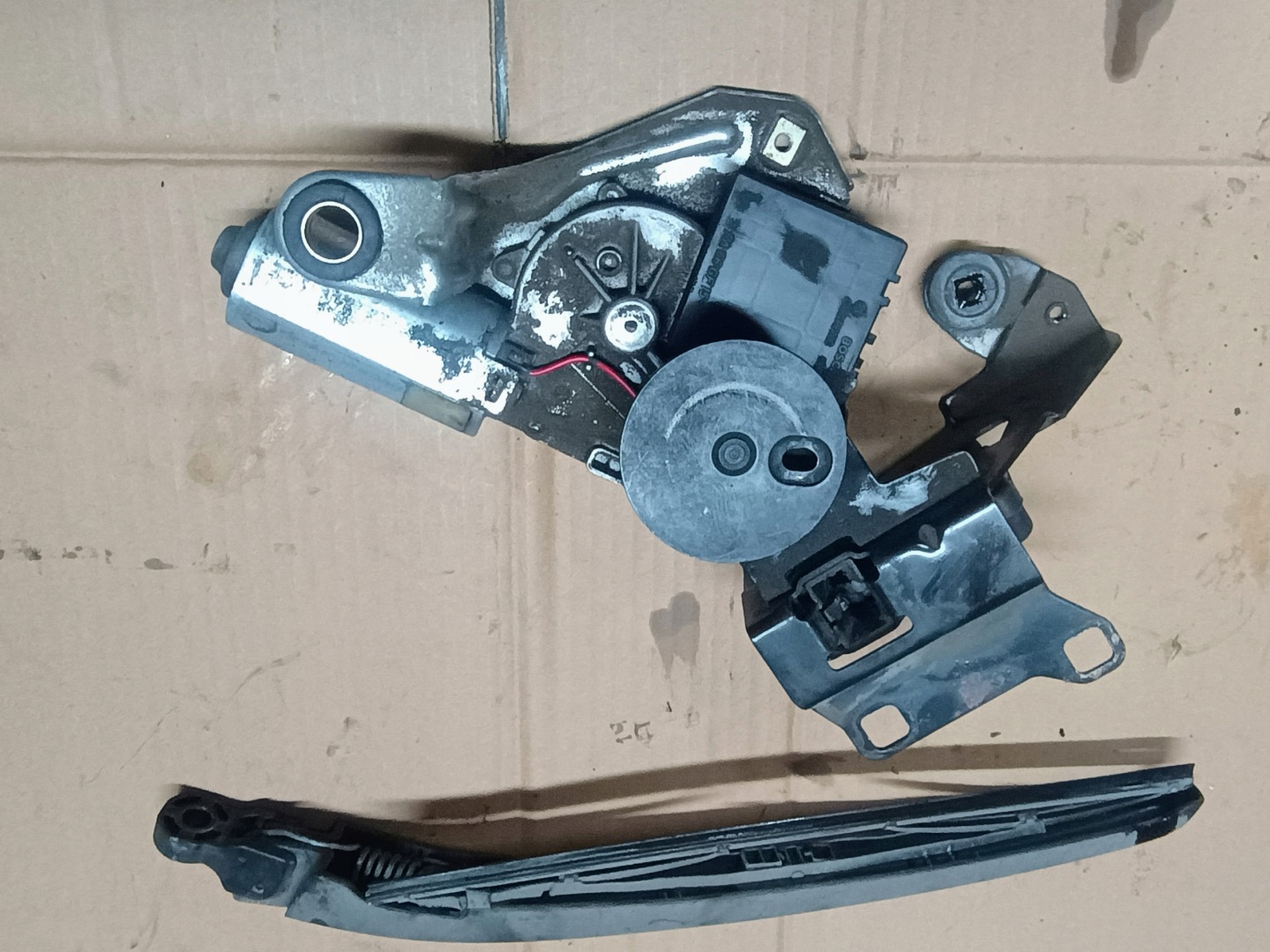 mini motor WYCIERACZEKI rear part arm 69036679 BMW E 46