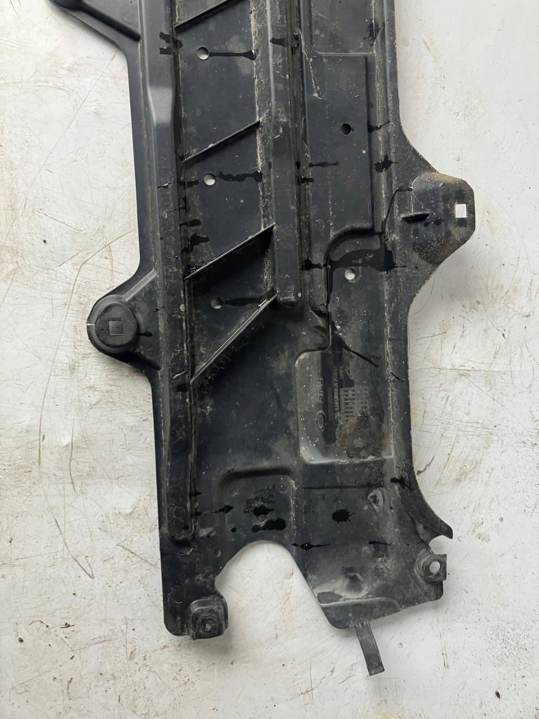 cover chassis RENAULT LATITUDE 555280005R