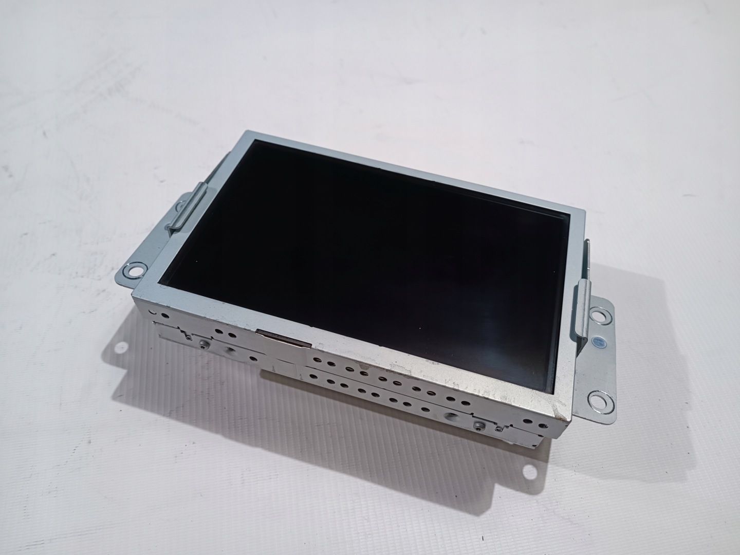 Ford FLEX SYNC 2 radio navigation display 2011