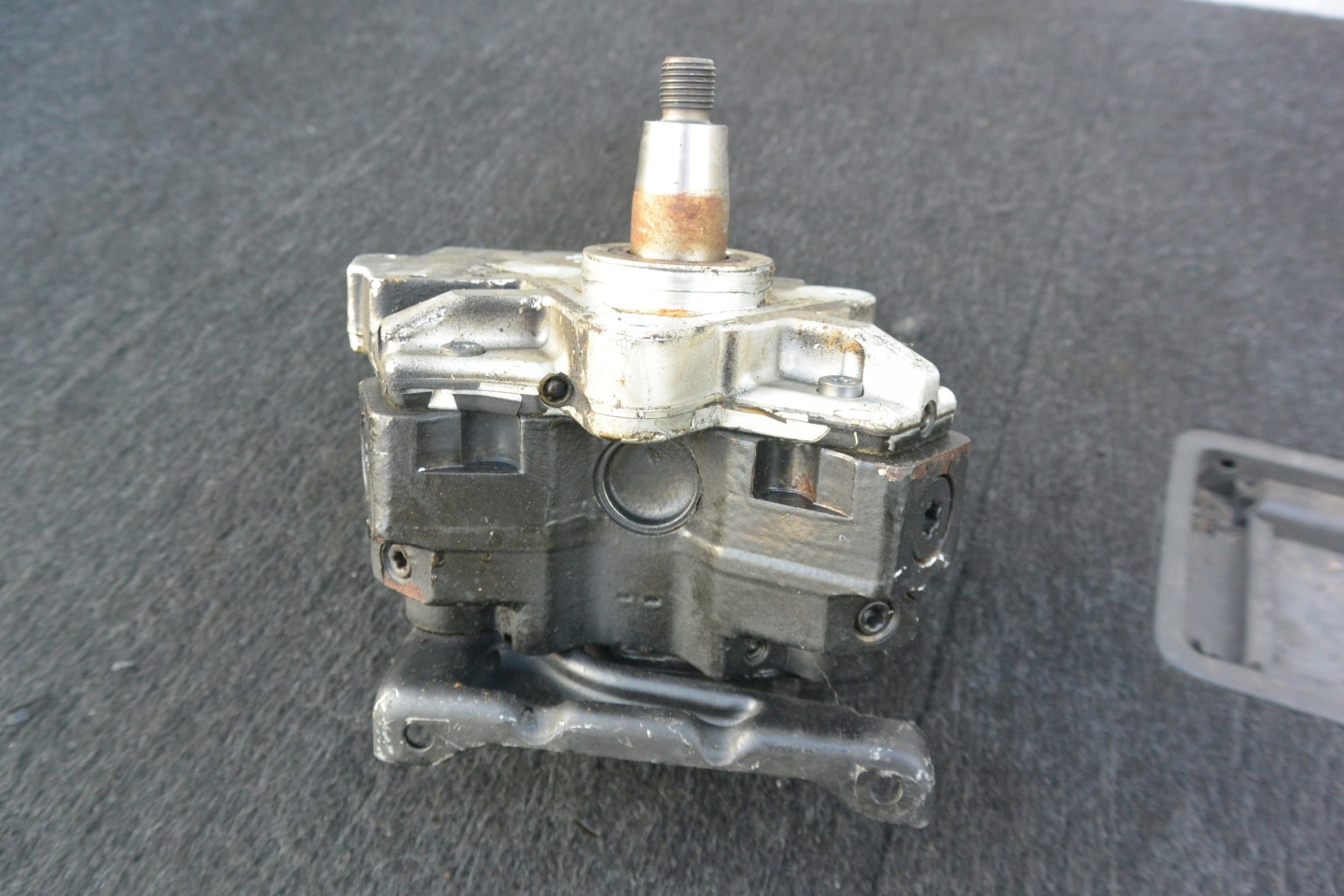 injection pump 4.2 TDI AUDI Q7 4L A8 D3