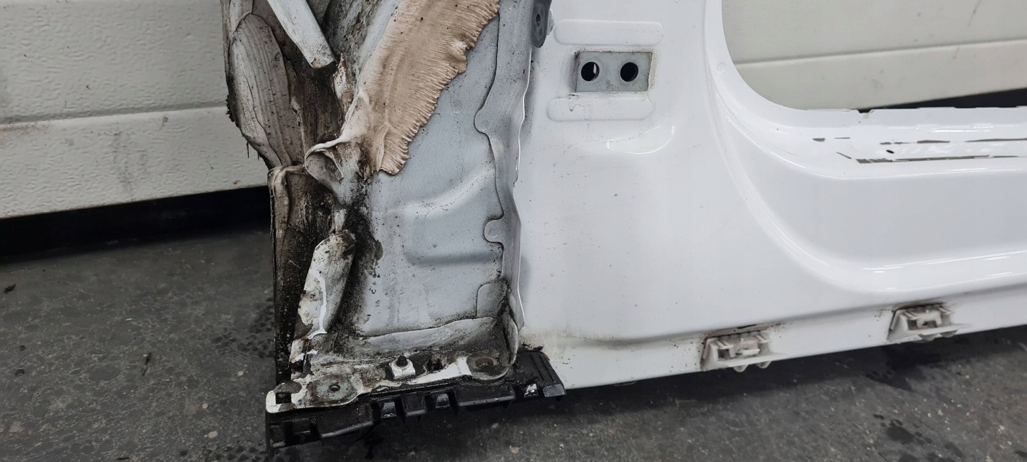 S5 8W A5 threshold pillar left left front side SLUPKA COUPE LY9C