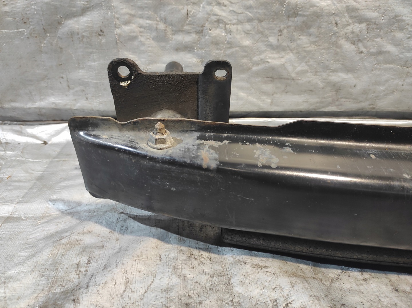 bumper support of the front front NEW BEETLE 2.0 B 1C0805715A