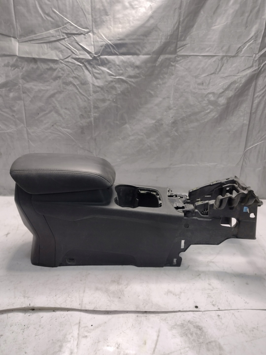 Tunel mitte Ford Focus MK3 III OE SD-0526-1024368-01