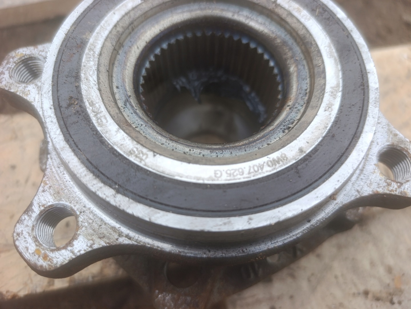 perno mozzo Lozyska ruote Audi A6 A7 8W0407617