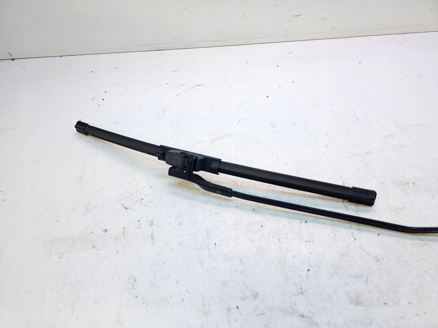 wiper arm right AUDI A3 8P 8P1955410D