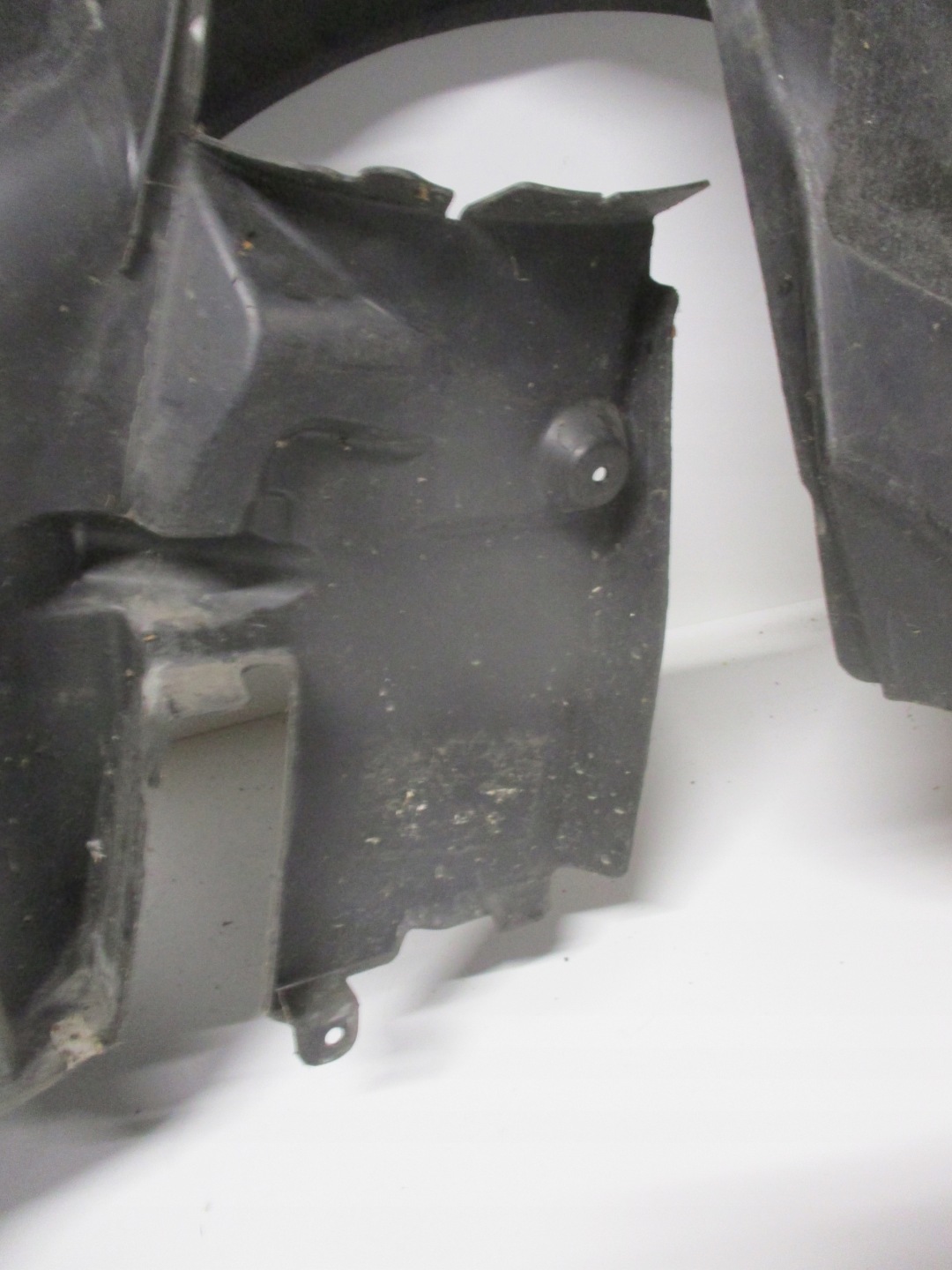 mudguard BMW 5 E60 7033750 7033749 right left front