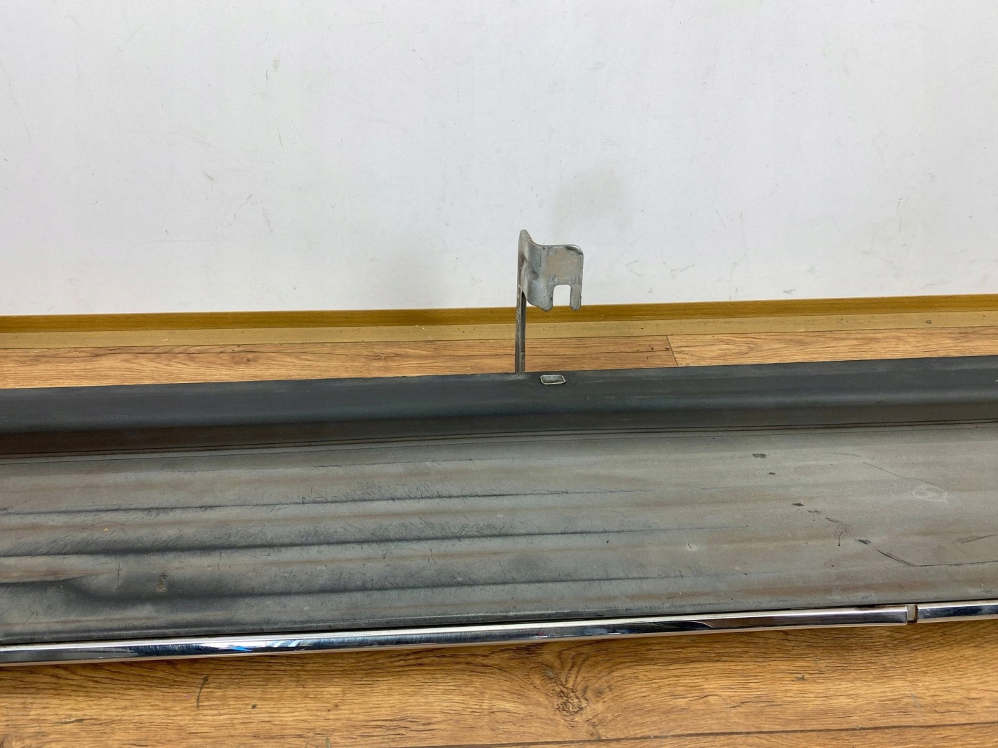 threshold left Cadillac Escalade IV 2015+