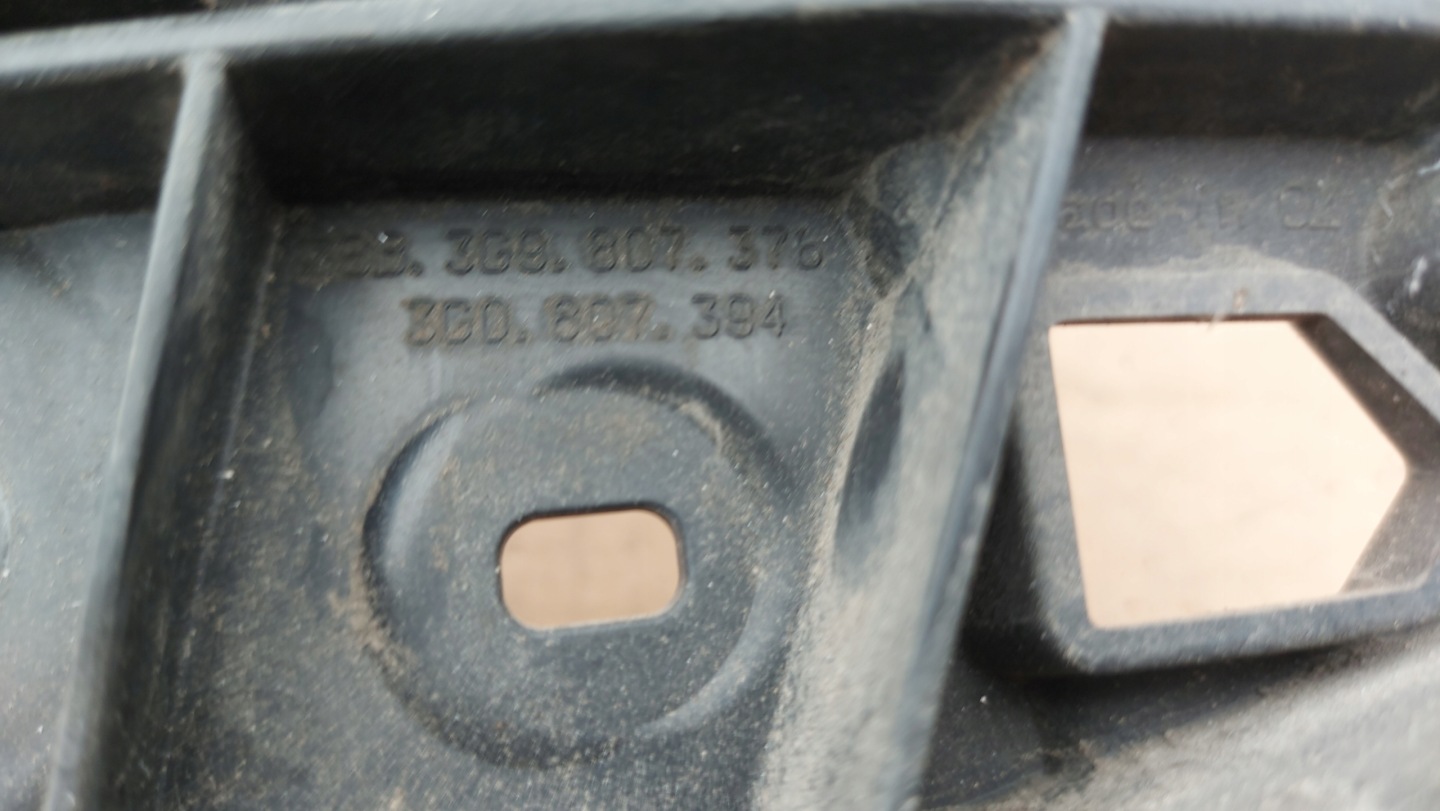 bumper bracket right rear part VW PASSAT B8 KOMBI