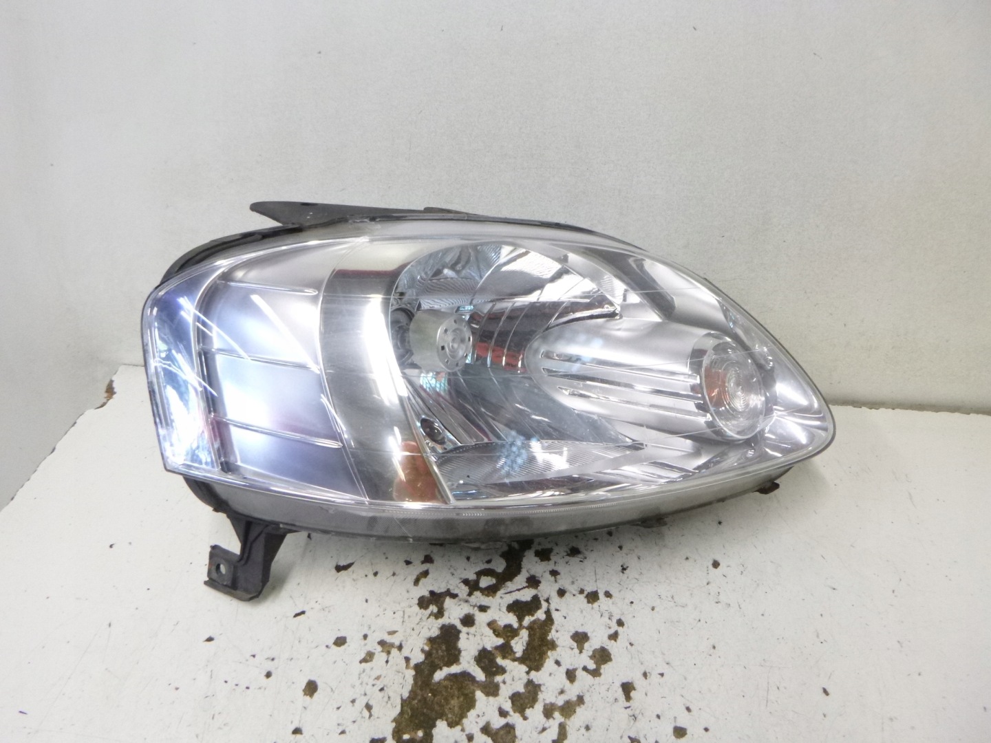 Reflektor light front right VW Fox 2005-2011 5Z1941006A ARTEB