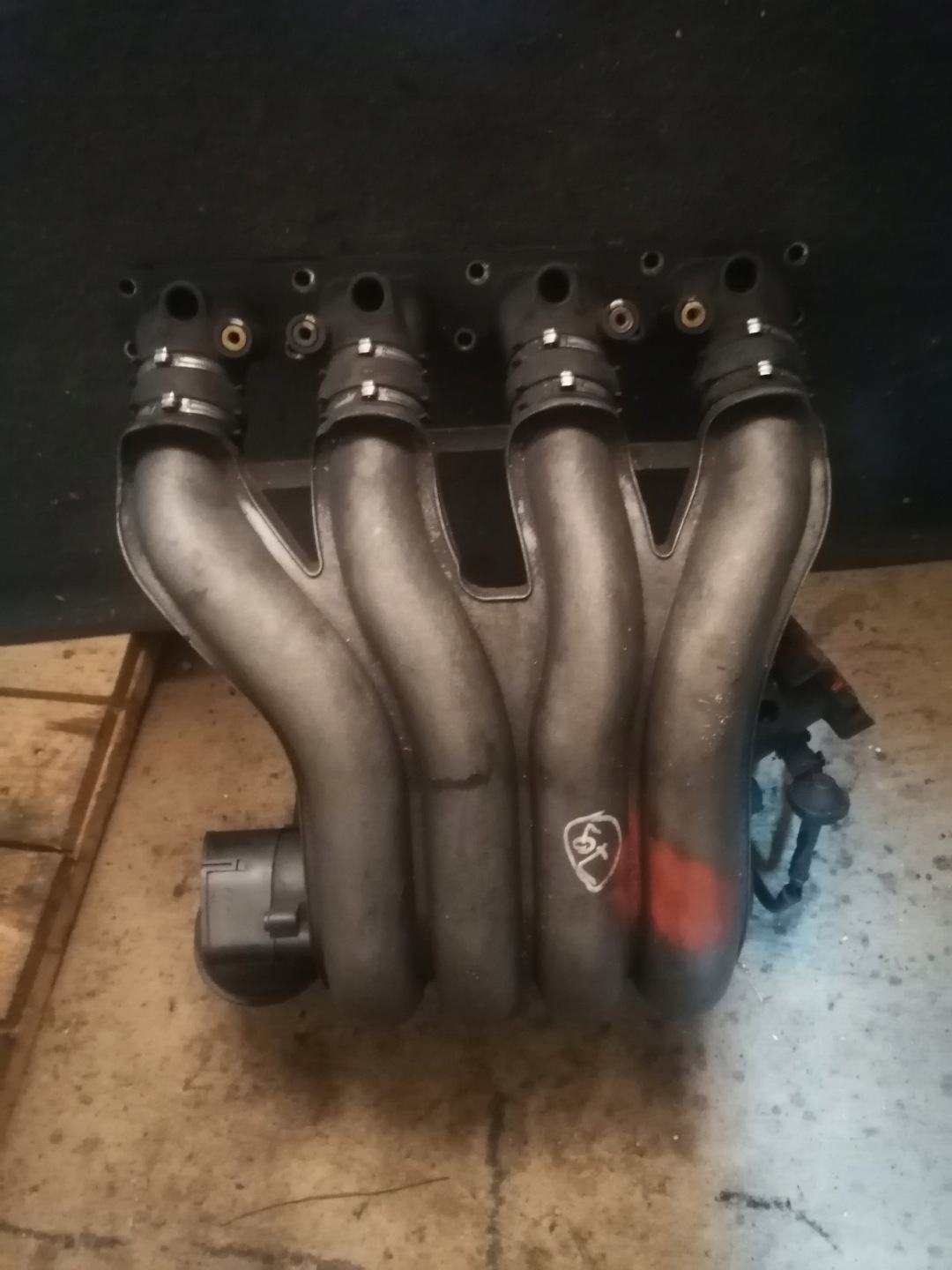 intake manifold AUDI A4 B6 2.0 petrol 06B133210AJ