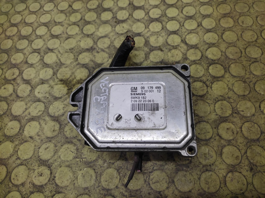 OPEL VECTRA C centralina motore 09179499