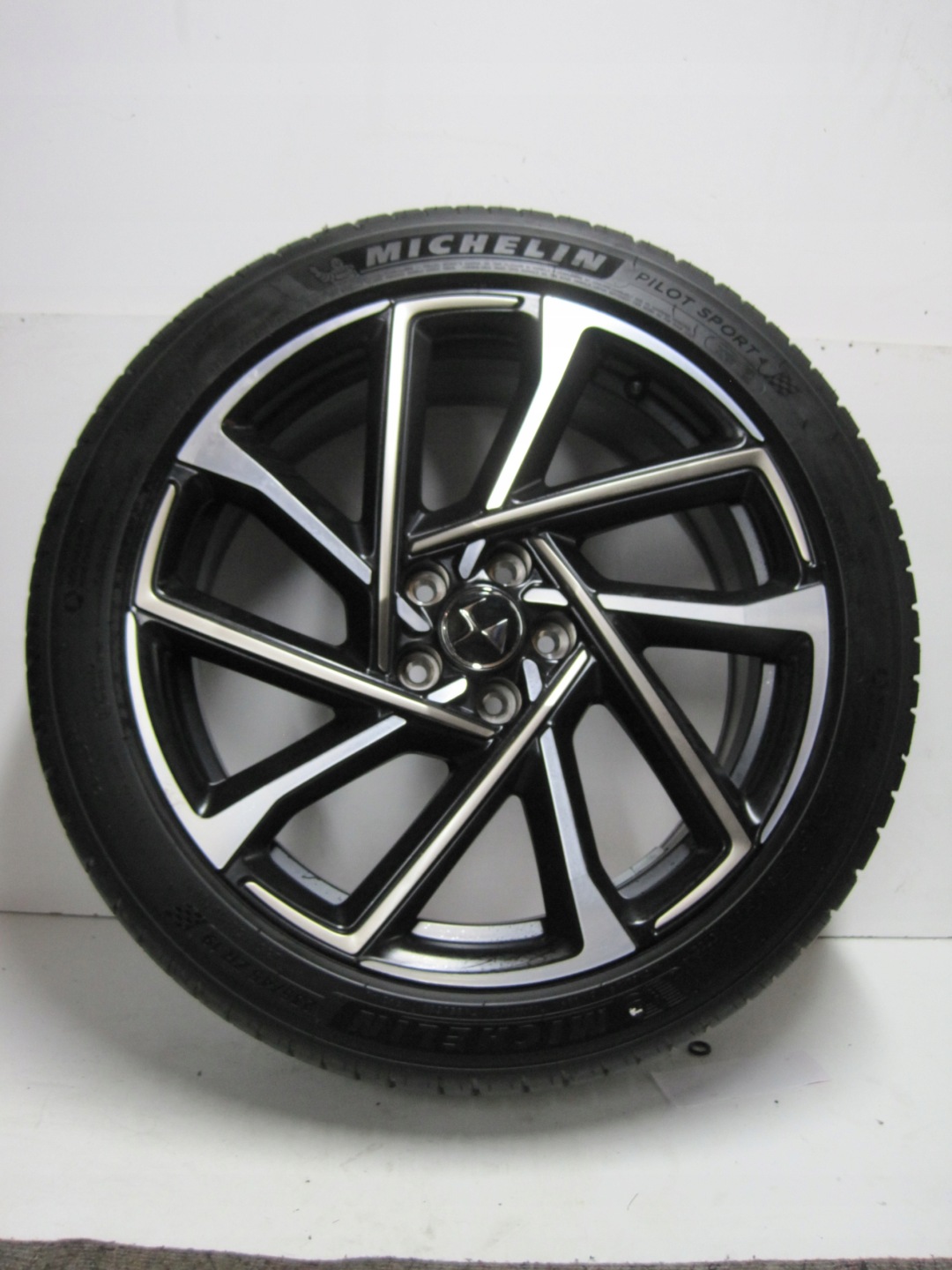 wheels discs tyres CITROEN DS9 R19 6MM
