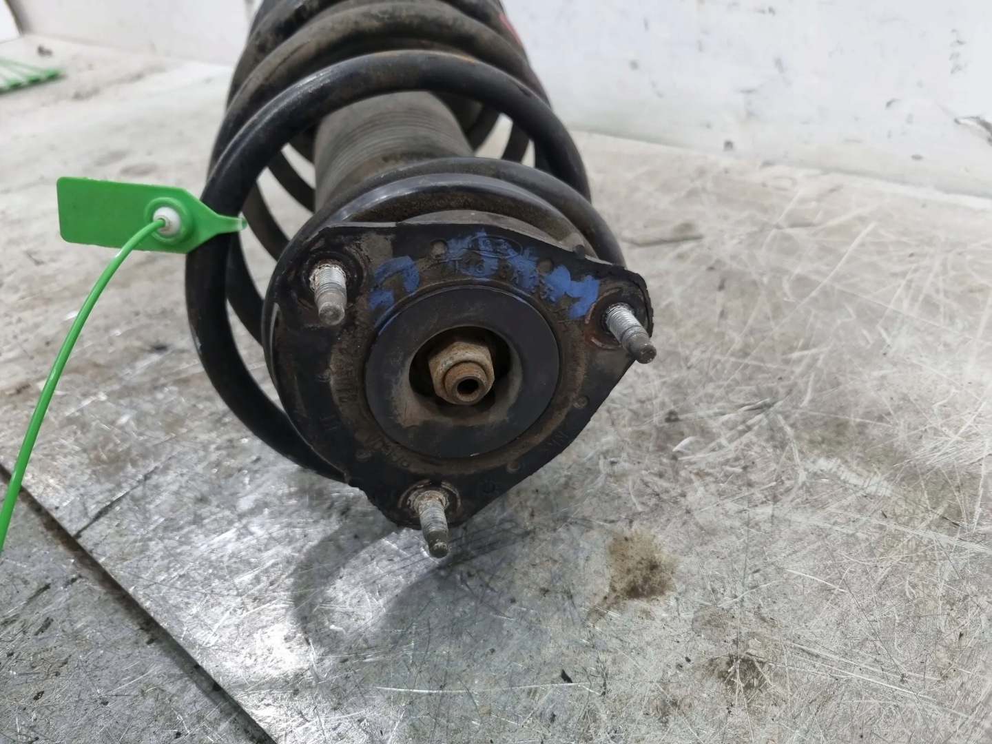 shock absorber right front 2T14-18057-BR Ford Tourneo Connect MK1