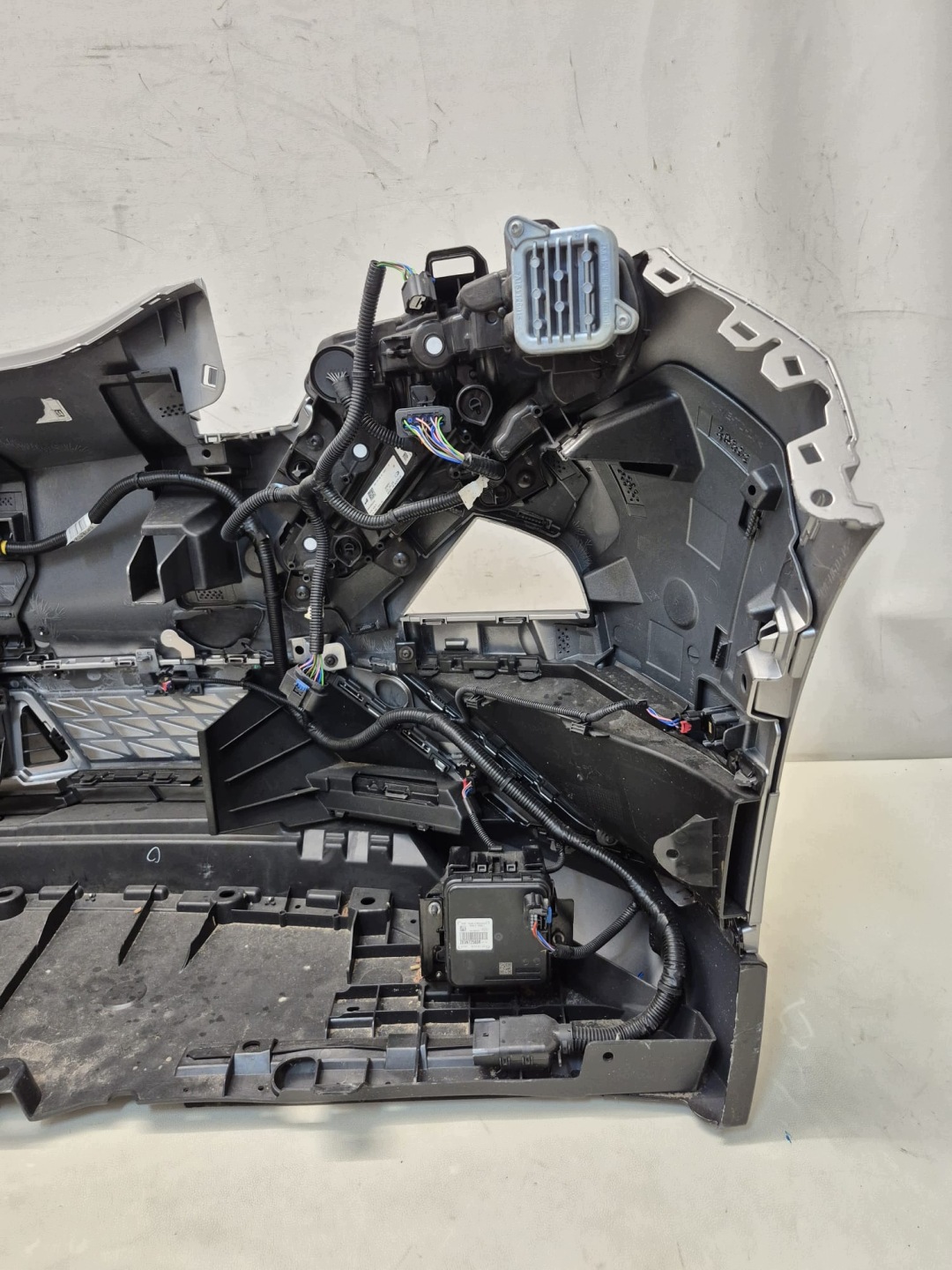 ALPINE A390 26- bumper front front complete KAMERA PDC RADAR 620225390R