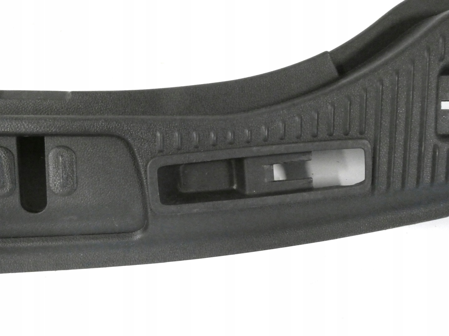 moulding for rear panel cover OPEL MOKKA