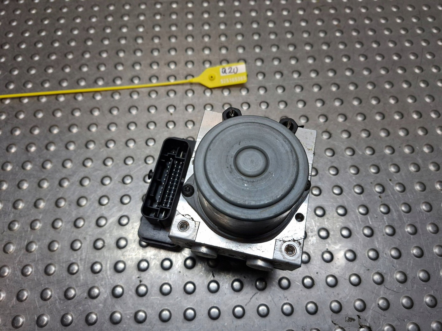 pump control unit ABS KIA CEED I30 17- 58910-J7240 J7589-32500 61589-41600