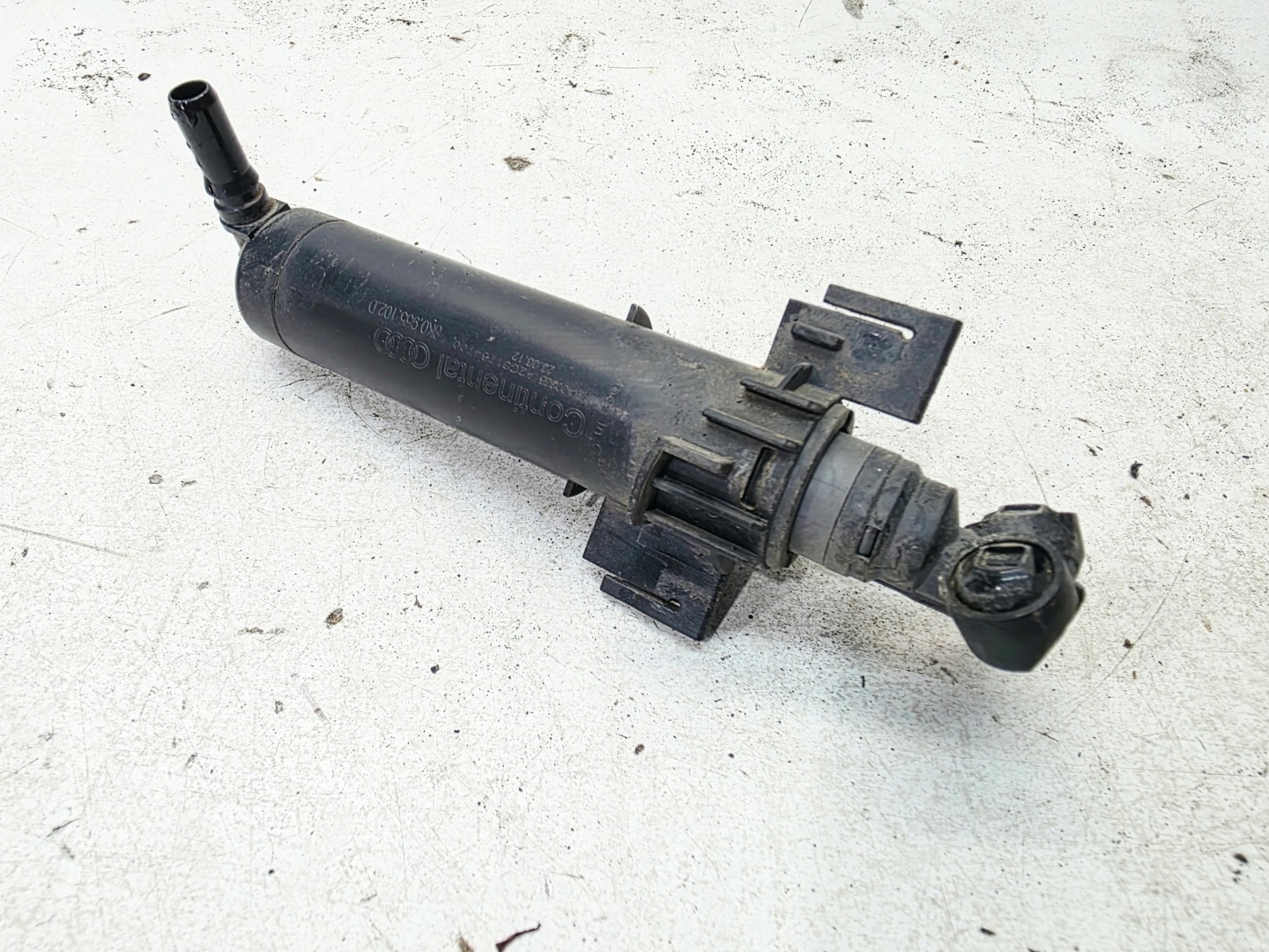 washer REFLEKTORA right AUDI A4 B8 LIFT 8K0955102D