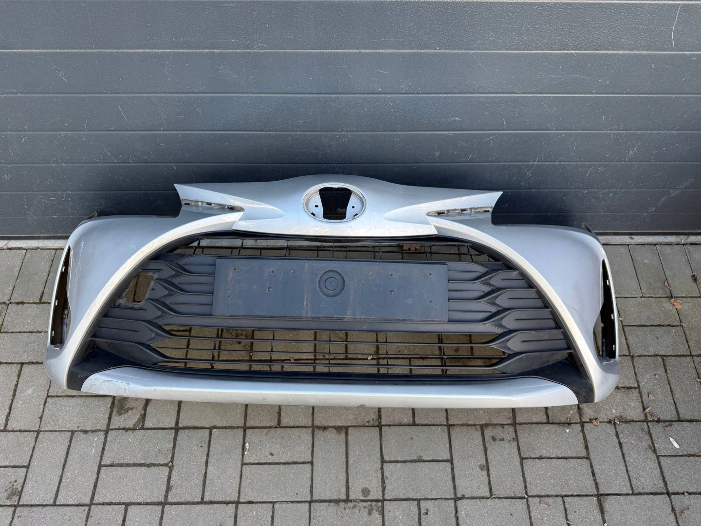 Toyota Yaris 3 III Lift 17- bumper front front