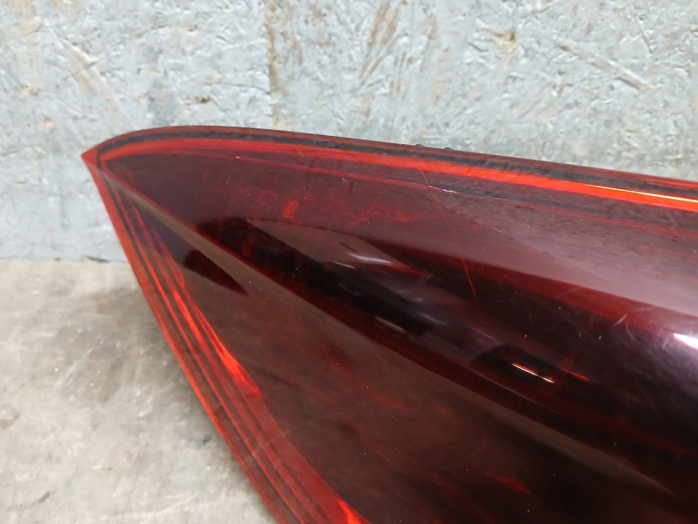 light rear part left OPEL INSIGNIA B KOMBI YR00147980