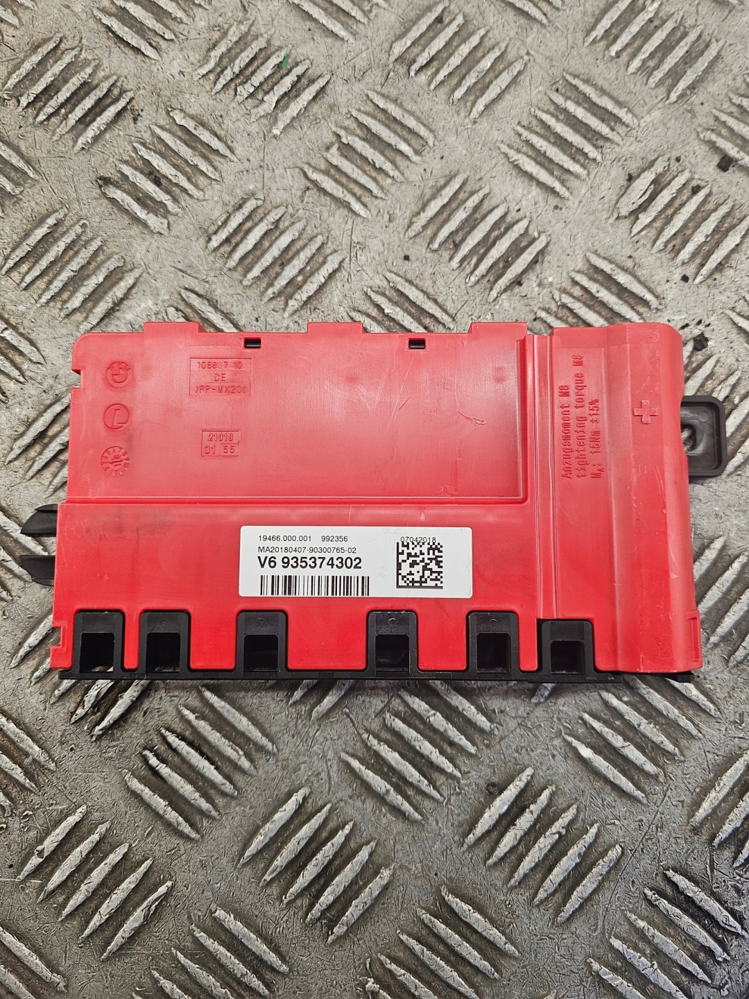 Rozdzielacz pradu BMW OE 106887-10