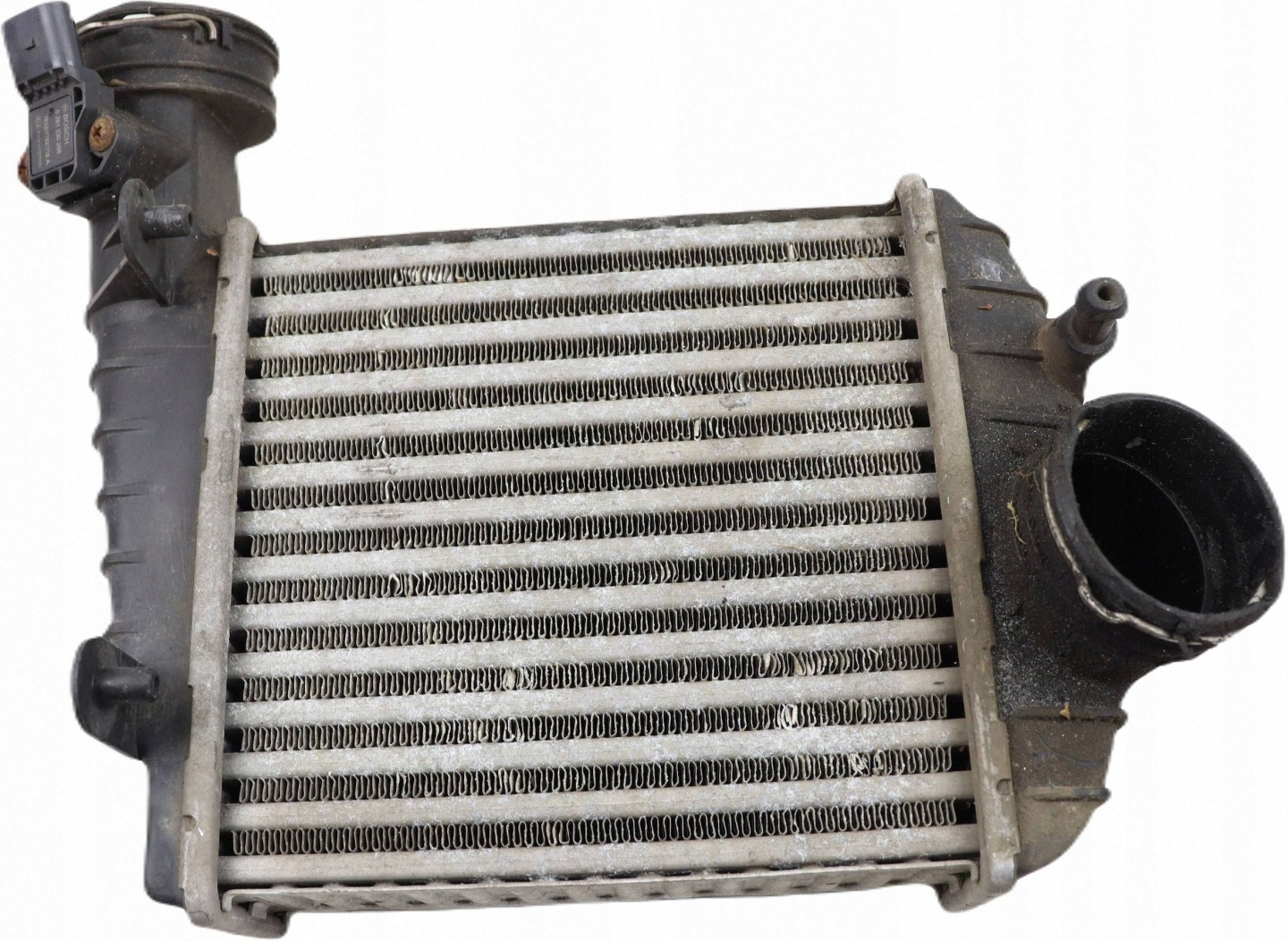 VW PASSAT B5 FL radiator air intercooler left 2.5 TDI 3B0145805J