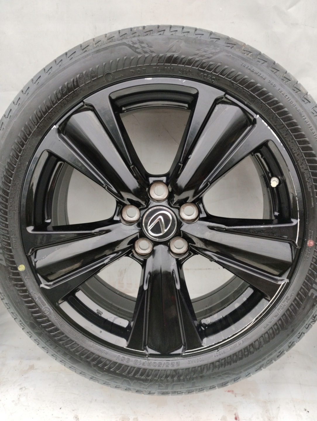 LEXUS UX wheels discs 225/50/18