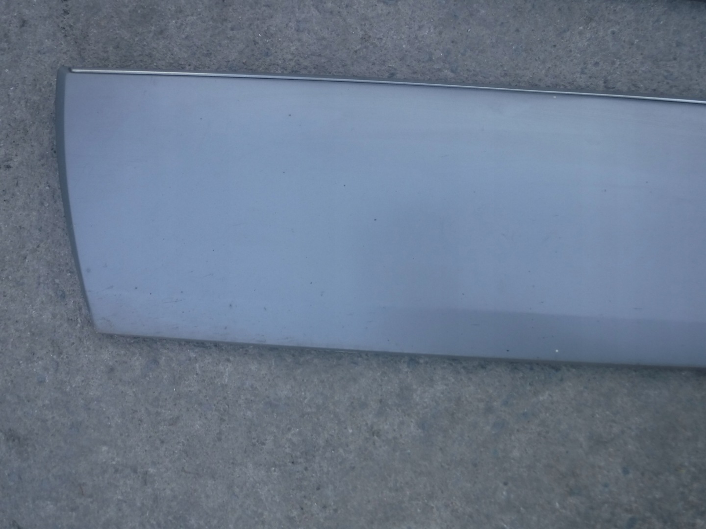 MERCEDES W124 moulding SZEROKA door front CHROM