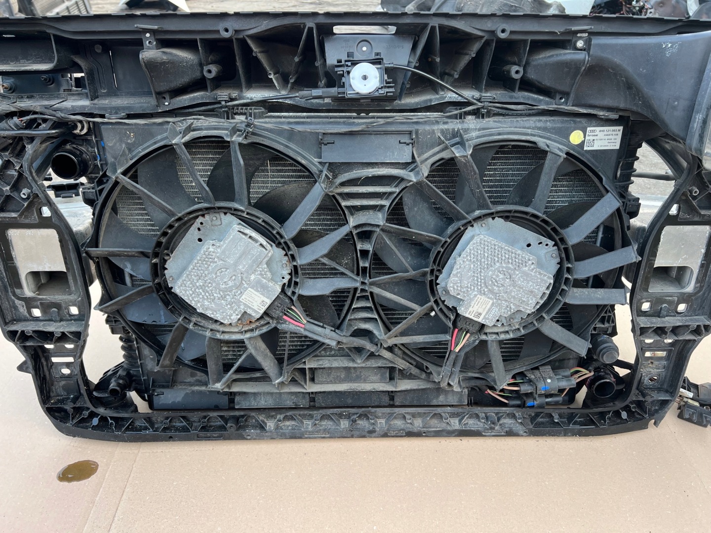 AUDI A8 D4 3.0 TFSI complete pillar iron radiators, wall fan