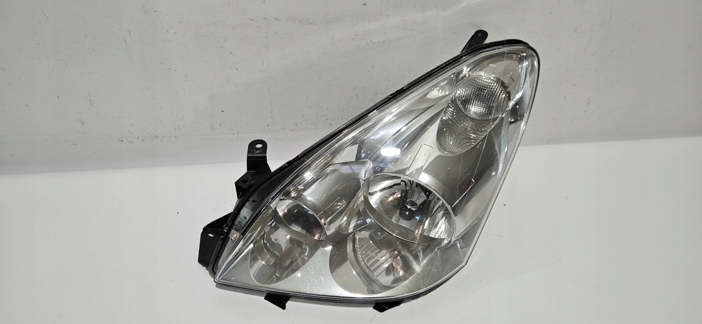 light left front TOYOTA VERSO LIFT 07-09 original