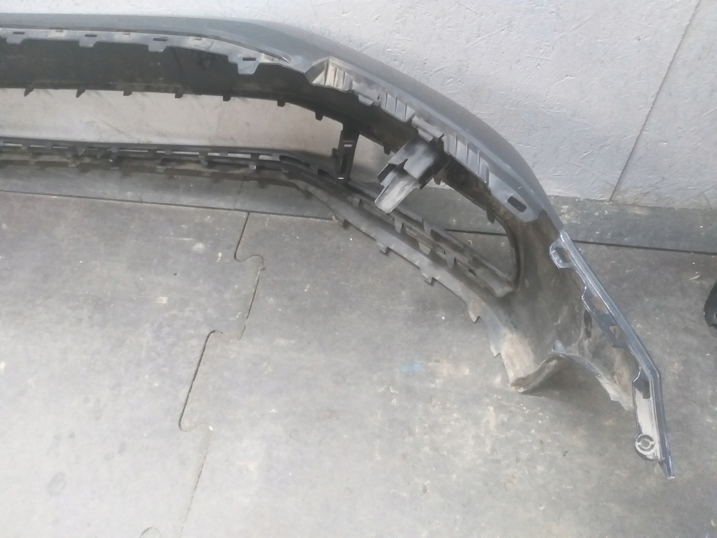 nárazník predok VW TOURAN 5TA 15