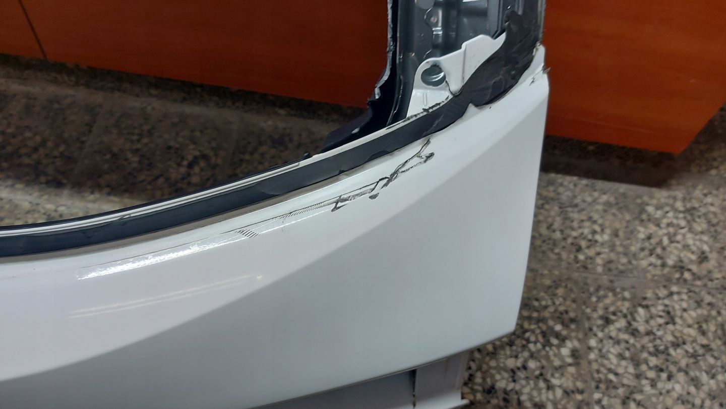 trunk door boot rear part rear TOYOTA COROLLA E21 19