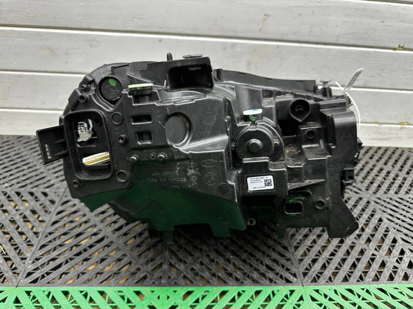 Licht vorne BMW 2 G42 5A320F3