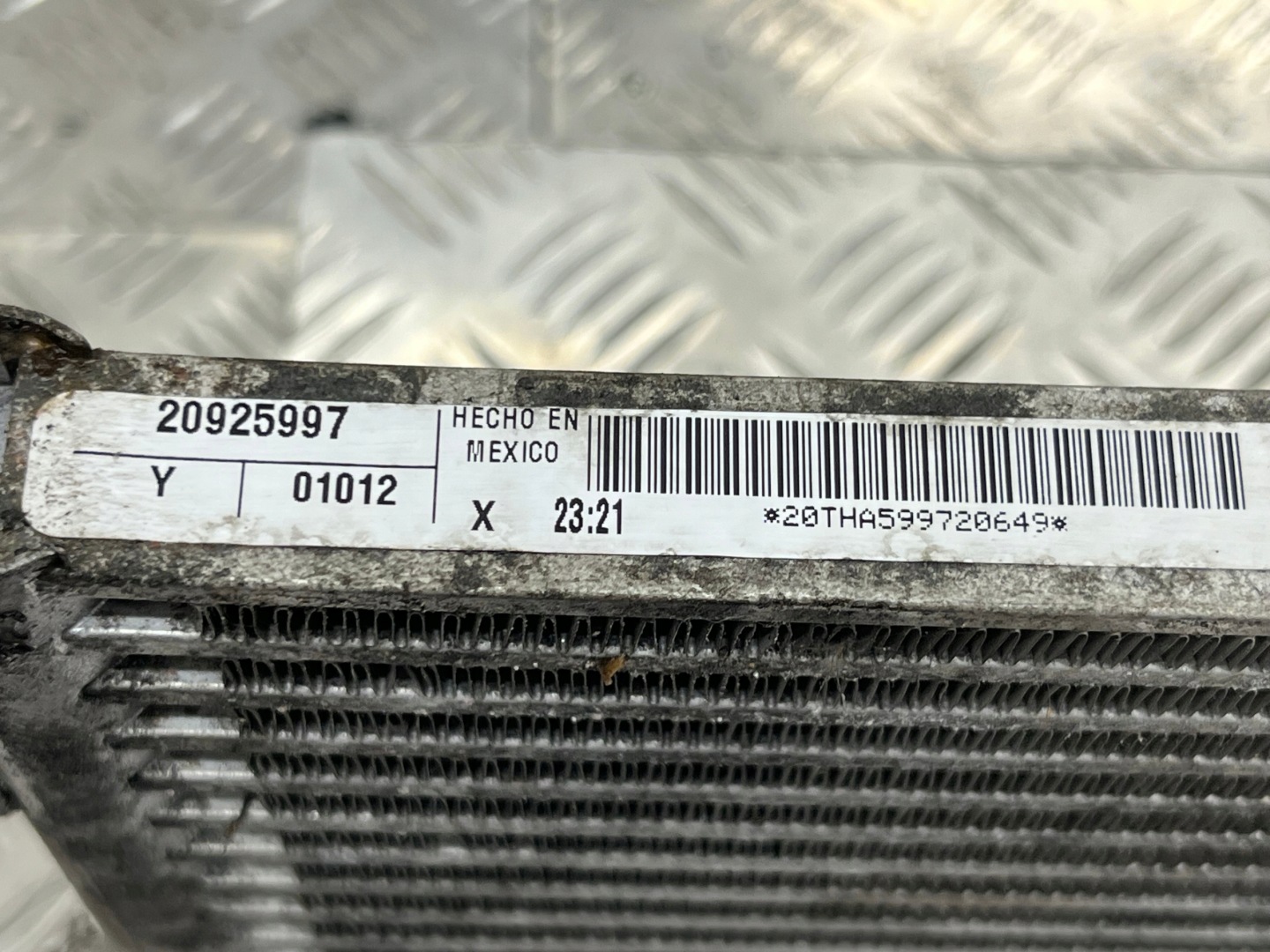 olaj hűtő OPEL AMPERA 1 20925997