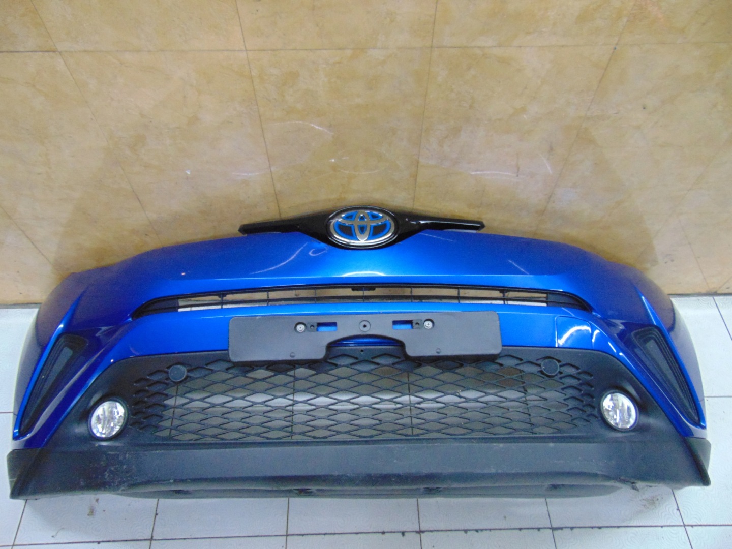 nárazník předek přední TOYOTA CHR